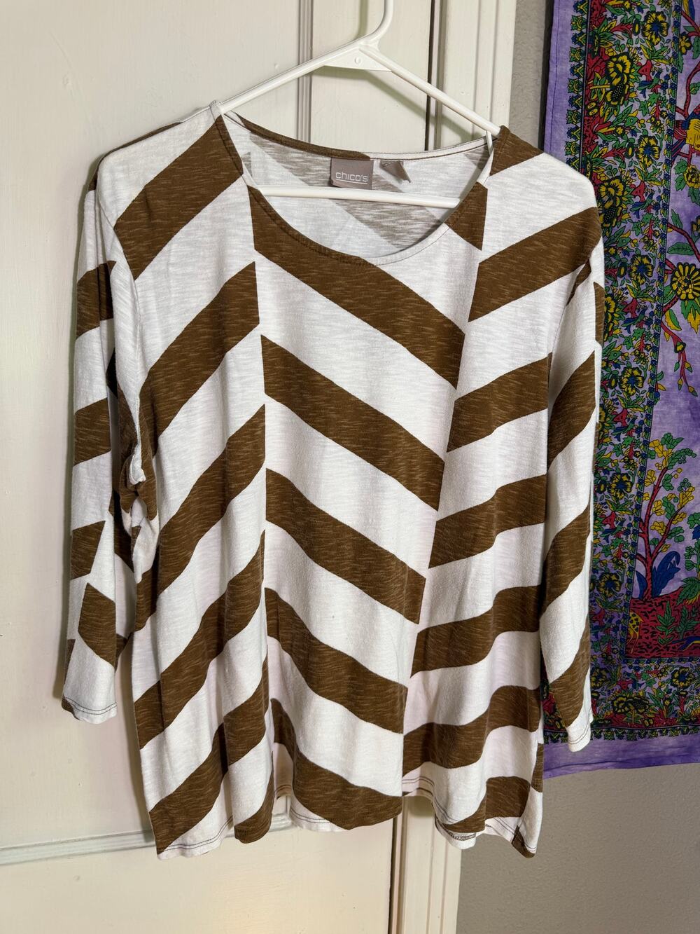 Chico’s Size 3 XL/2XL Brown White Chevron Geometric Print 3/4 Sleeve Top